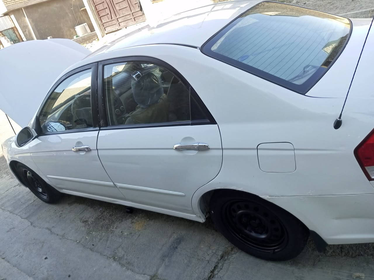 السلام عليكم كيه اسبكتره للبيع مكينه 2000 وسعرها 85وبيها مجال رقم الهاتف ***********
