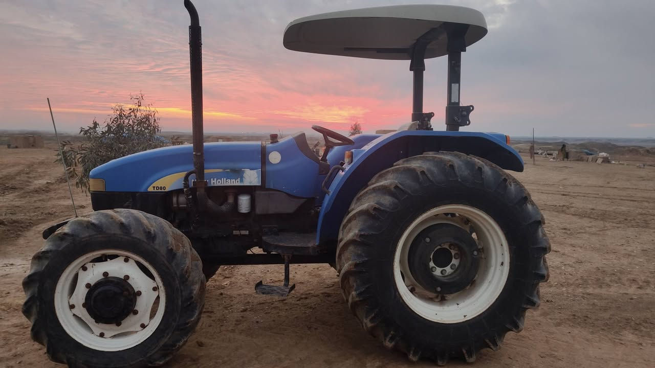 مكينه نيوهولند للبيع موديل 2014 كتاب شركة المكان طوز صلاح الدين
رقم الهاتف ***********
