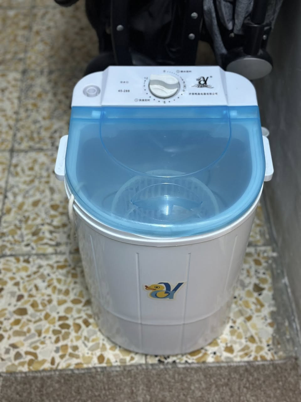 غساله ملابس اطفال وترهم للاحذيه هم جديده بعدها بكارتونتها سعر 25نهايتها مكاني شارع فلسطين


**إذا كنت صاحب هذا الإعلان وتريد حذفه لأي سبب، رجاءا أرسل رسالة إلى الدعم الفني**