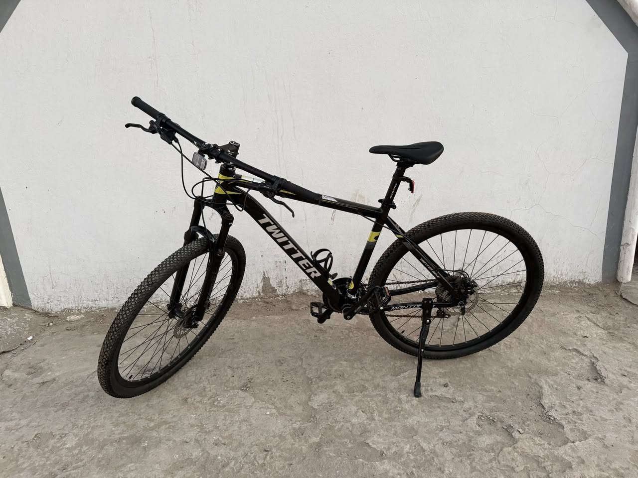 للبيع 🚲
دراجة هوائية Twitter
نظيفة جدًا واستعمال خفيف
• قياس كبير L
• دسك بريك أمامي وخلفي
•  كير8سرعات
• سستم شيمانوممتاز وما تحتاج شي
• مناسبة للشارع والطرق الوعرة

السعر: (325)
المكان: (البياع)
للاستفسار  واتساب 📩
***********
