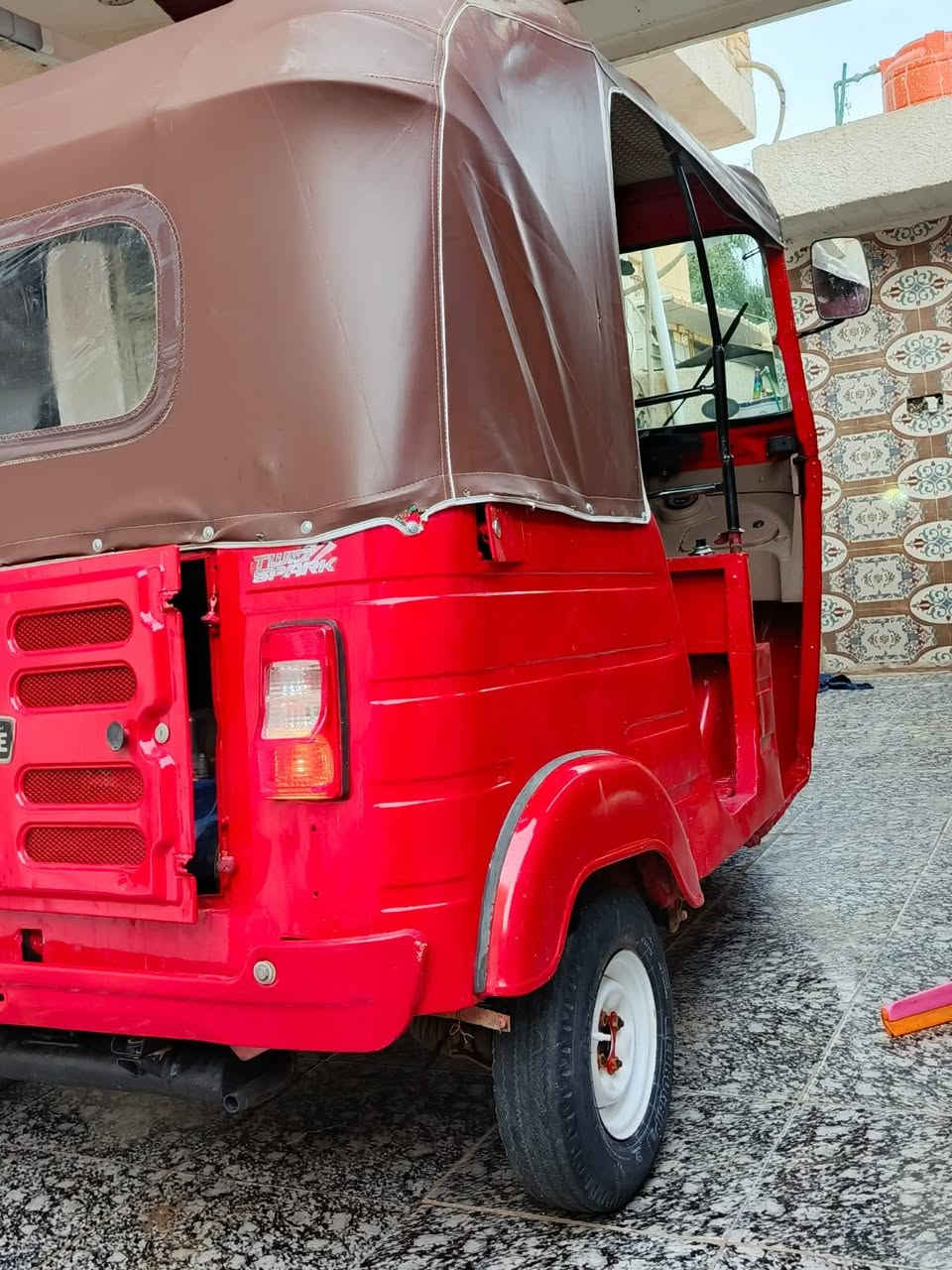 سلام عليكم  تكتك رقم ذقار 18 صبغ للجماليه صبغته حلوه بل صوار تبين مو حلوه اللون بس حلوه الله شاهد  لا تنقص لا تبخير عاوز ابو واري مال جادر *********** كوت حي لجودين
