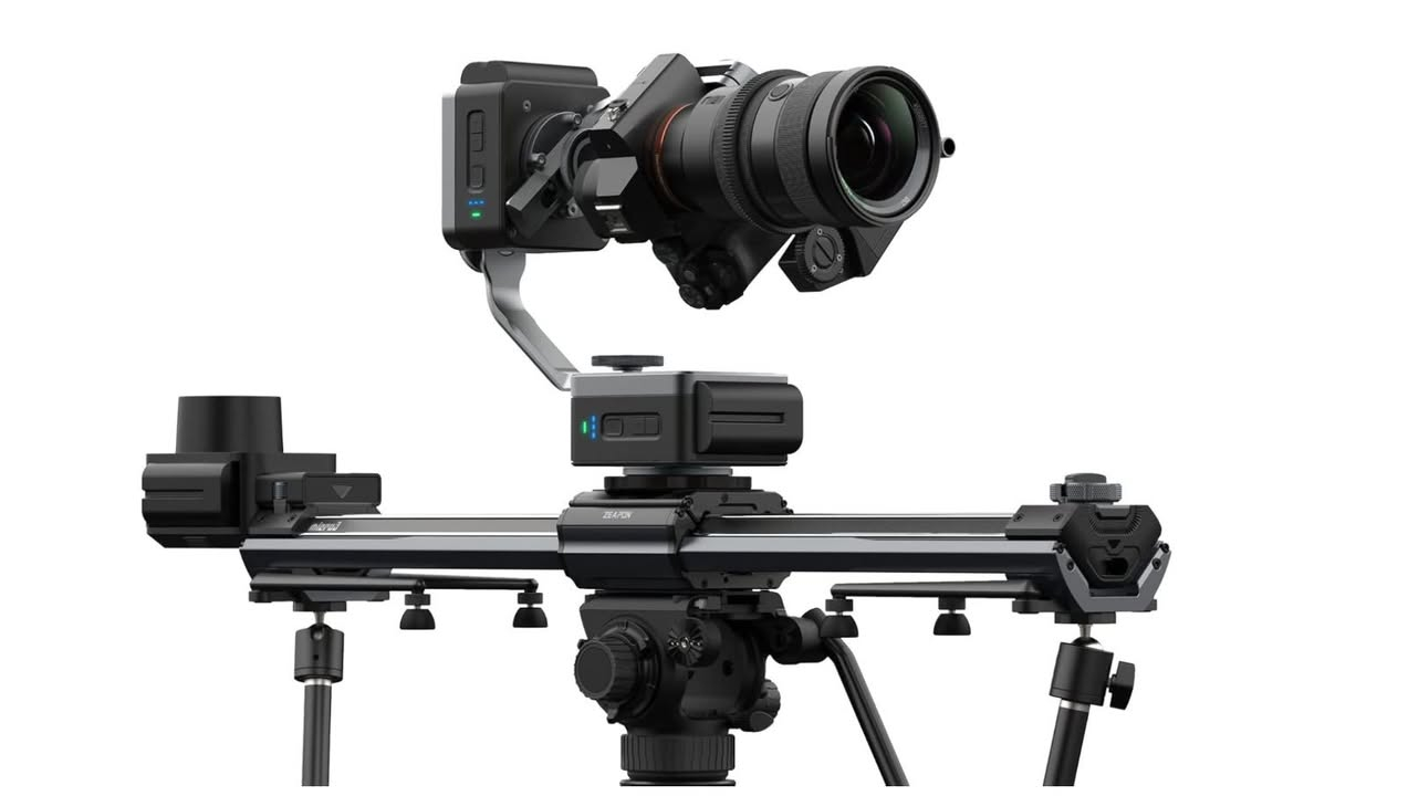 سلايدر من شركة Zeapon الغنية عن التعريف، موديل M1000 (أطول نسخة Micro3).

المحتويات والمواصفات:
✅ سلايدر M1000 – أطول نسخة
✅ محرك أصلي Motorized للتحكم الآلي
✅ رأس Pons PT Head (3 محاور) لحركات سينمائية احترافية
✅ يتحمّل أوزان ثقيلة مع حركة ناعمة جدًا (Smooth)
✅ تحكم كامل وربط عبر الموبايل
✅ الجهاز جديد وغير مستخدم – نظافة 100%
✅ جميع الملحقات الأصلية موجودة (حقيبة + كابلات)
✅ عدد 3 بطاريات

💰 السعر: 2,300,000 دينار عراقي

رقم الهاتف : *********** 
المكان: بغداد – الوزيرية

❗ ملاحظة: لا يوجد توصيل، الفحص والاستلام يدًا بيد فقط
