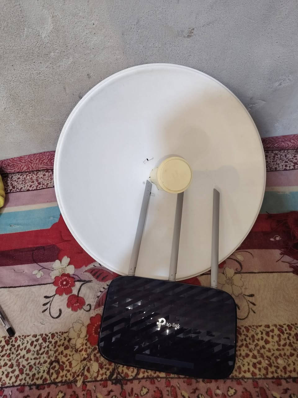 نانو نوعيته (بور بيم) مع (راوتر) نضافه فول بعده بيه الكارتونه مالته السعر 110 وبيهن مجال للتواصل خاص او الاتصال على الارقام/ ***********
***********

