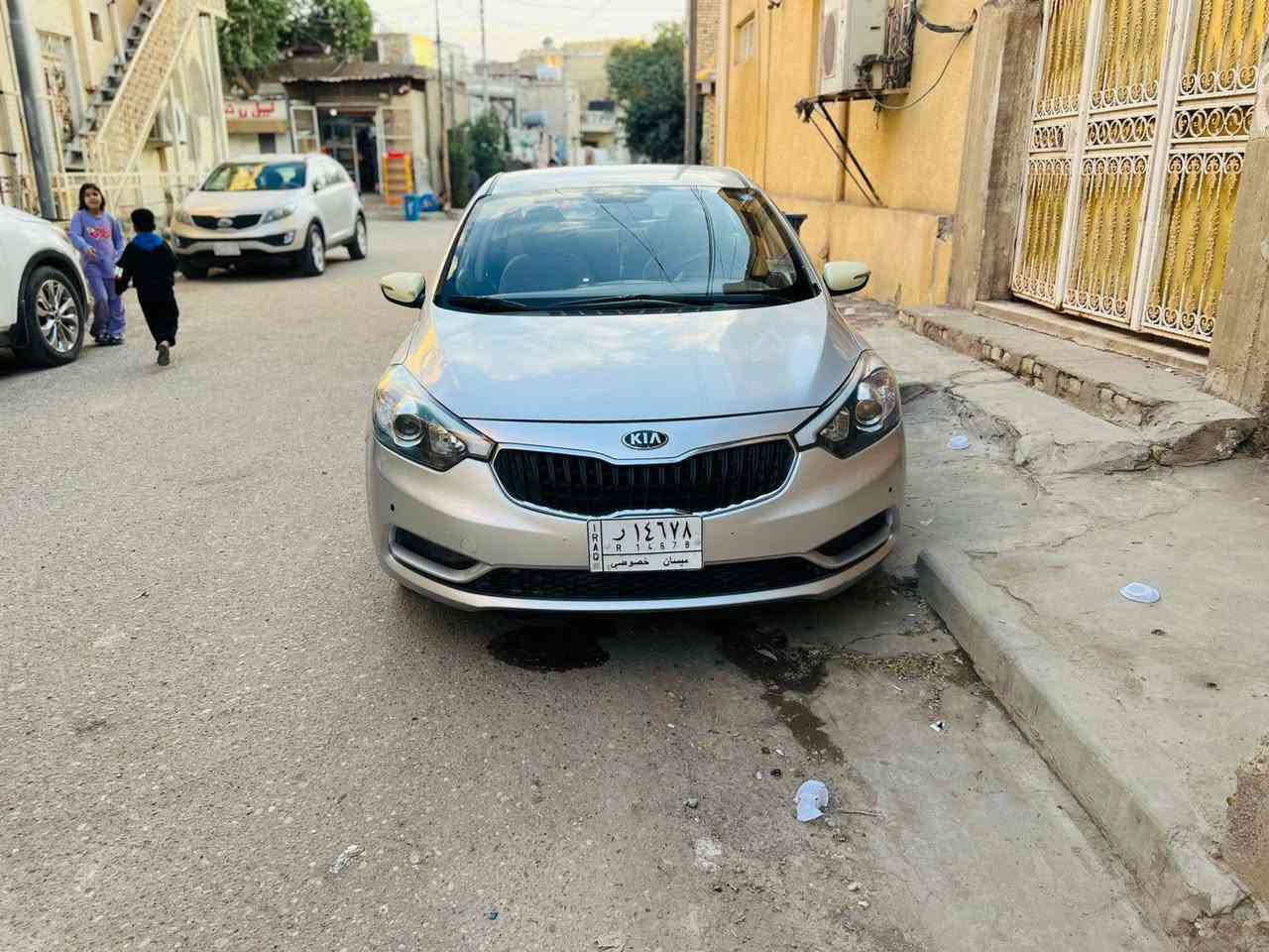 سلام عليكم 
سياره سيراتو خليجي 2016
مكفوله محرك 1600 دوش 
موصفات نص فول 
السعر 118 وبيه مجال
شراي يتصل ***********
الشراي يتصل الميمونة, ميسان
