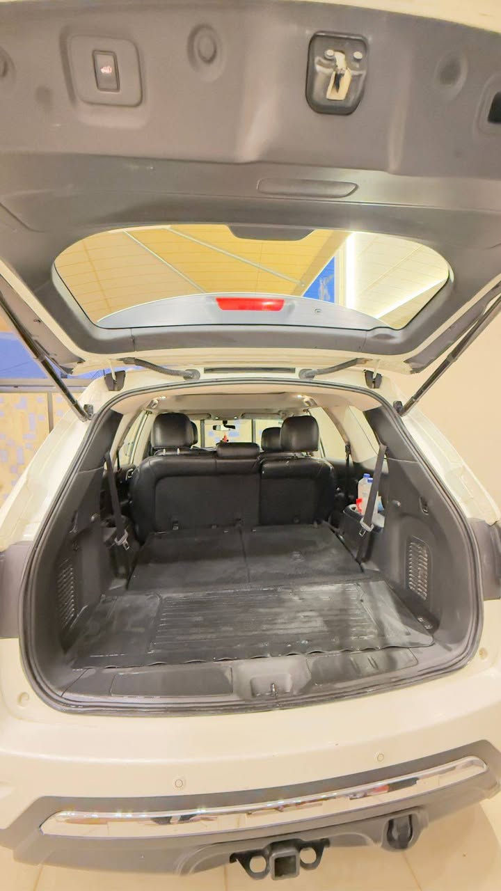 نيسان باثفايندر SV ٢٠١٦

المواصفات
ماشيه 122
6 سلندر
محرك سعه 3.5 لتر 260 حصان
ناقل حركه CVT
تشغيل عن بعد
سبعه راكب
اربع كاميرات 360
تدفئه مقاعد اماميه وخلفيه وستيرن ومرايات جانبيه
صندوق كهربائي
بانوراما وسايد روف
مقاعد كهربائيه
رادار
منافذ طاقه متعدده 120v و 12v
مساعد صعود التلال والتحكم في الهبوط على المرتفعات
4×4
هوك سحب
الضرر جاملغ ايمن

العنوان
بغداد - صليخ

🟧 السعر علق يوصلك السعر 📮

للتواصل
***********

#نيسان_باثفايندر #باثفايندر_2016 #بغداد_صليخ #حراج_السيارات #بيع_سيارات
