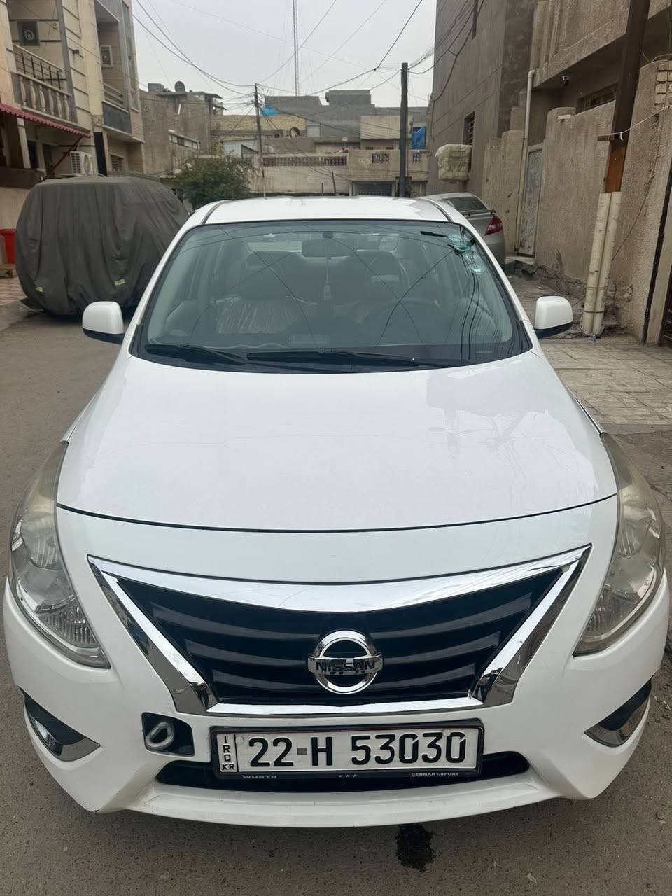 نيسان سني هندي اصلي 2020 رقم اربيل ب اسمي تحويل ثاني يوم سياره مكفوله كفاله عامه من كلشي لا رصعه ولا شخوط ولا بارد ولا صبغ نهائياً 
دوشمه عام كاعيه وسفاري وجنطه وكشنات تخم تاير جديد حداديه جديده سياره خير من الله متصرف عليها دينار جاهزه مكاني بغداد الشراي يتصل ع الرقم ‭0773 221 6623‬
