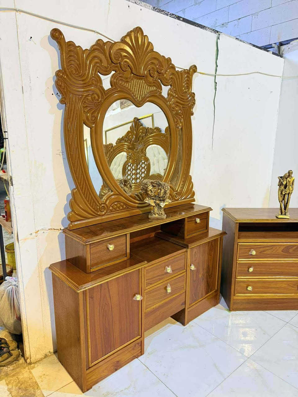 غرفه عراقيه مستخدام
نضافه 90
صاج 4ملم 
7قطع 
سعرها /800
نقل وشد مجانأ لكل مناطق بغداد
😉🎁♥💪


**إذا كنت صاحب هذا الإعلان وتريد حذفه لأي سبب، رجاءا أرسل رسالة إلى الدعم الفني**