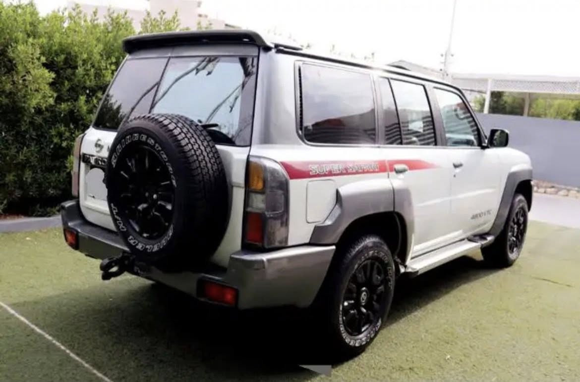 نیسان پاتڕۆڵ سوپەر سەفاری
نیسان سوپەر سەفاری

مۆدیل ٢٠١٨

گێڕ ئۆتۆماتیک ٥ نمرە

مەکینە ٤٨٠٠ ی ٦ پستۆن

٢١٥،٠٠٠ هەزار کیلۆمەتر ڕۆشتووە

کوشن جلد 

دەبڵ ئەکسل

شاشە

حاسەی تایە ( بڕی هەوای تایەکان ) 

دوگمەی تراکشن

قفڵ مەرکەزی

ئاوێنەی کارەبا

لایتەکانی بەرز و نزم ئەکرێت

سوکان ڤۆلیۆم

جام کارەبا

سڵاید

بلاجیکتۆر

سەیارەکە تەنها دوو دەرگا بچوکەکەی پشتەوەی بۆیاخە

سەنەوی تا ٢٠٣١ تازەیە 

نرخی ٣١٠$ وەرەقەیە

ژمارە مۆبایلی خاوەنەکەی : 

0780 434 4344

واستئاپ

شوێنی سەیارەکە : هەولێر
