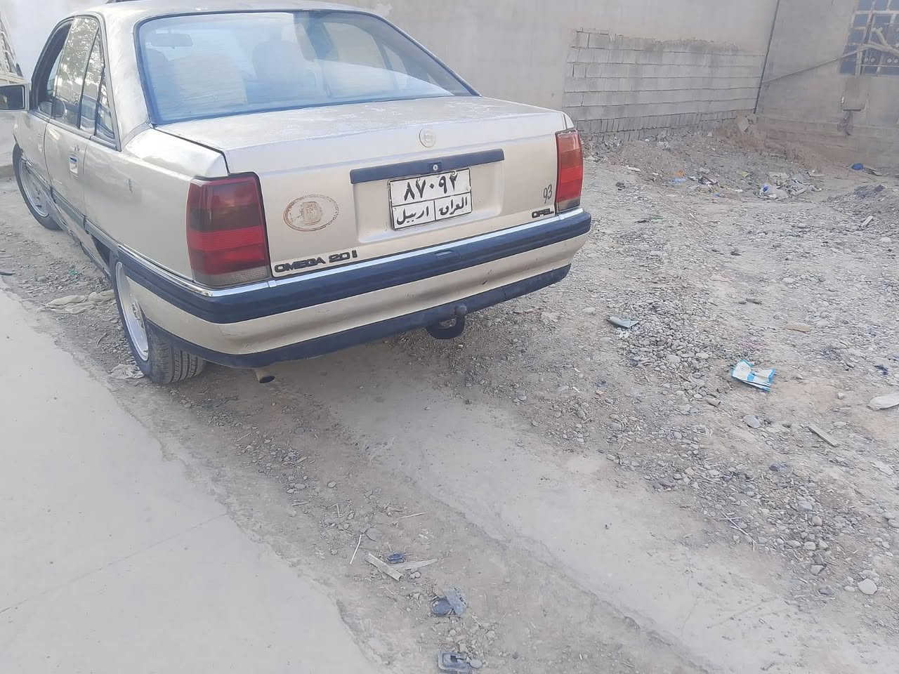 اوبل اوميكا موديل 1992 رقم اربيل شرط التحويل السياره بدون صبغ بدون ضربه بدون خياس كير اوتوماتيك محرك خير من الله لتصرف والابخار تخم تاير جديد كهربائيات شغاله كلها سعرها 35 يرهم مراوس حسب القناعه *********** مكان السياره كركوك
