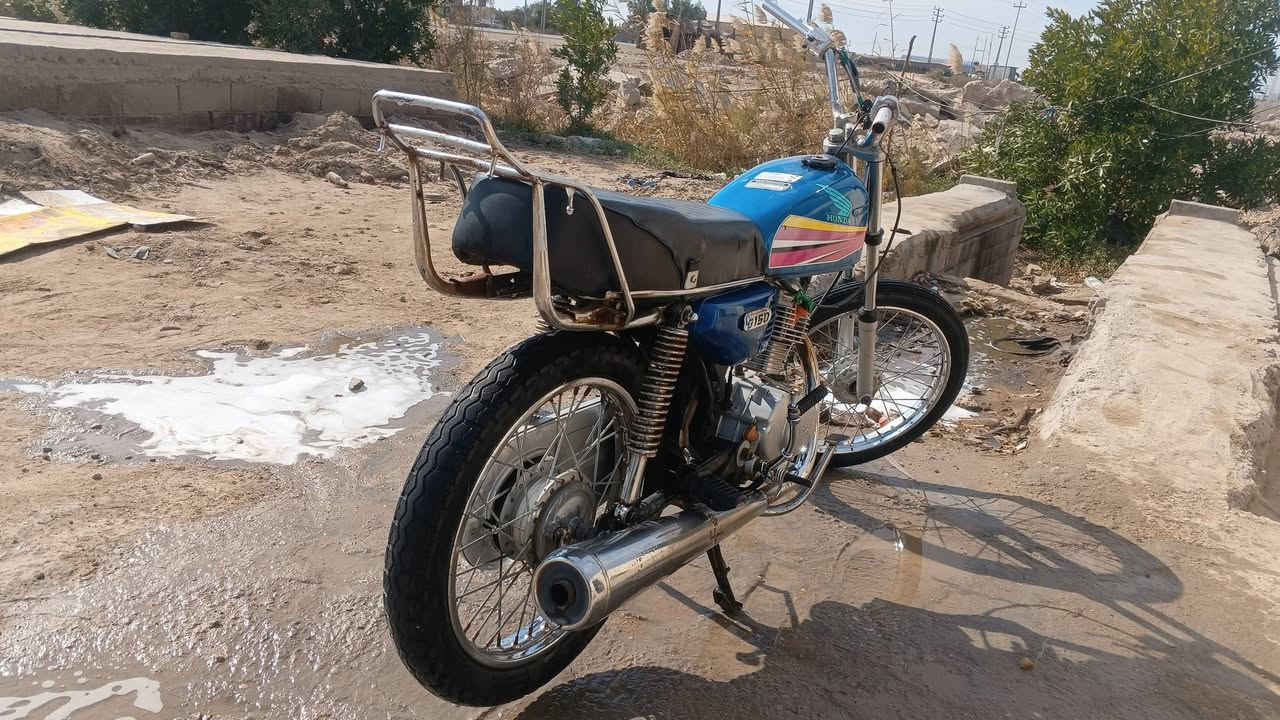 سلام عليكم
دراجه كلك للبيع سعر 350وبيه مجال 
***********
