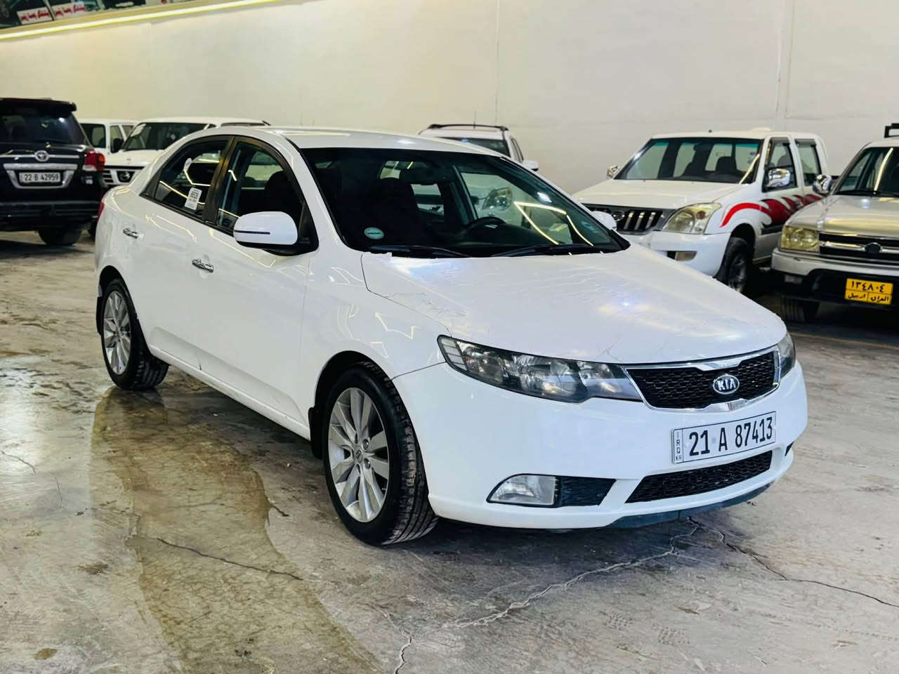 سيراتو موديل 2011توماتيك جام كا ره باى ئه ى بيس ناو سور مه كينه ى نه كراوه ته وه  سه نه وى نويه ٢٢٠ هه زار روشتوه هه موو كيانى به شه رته بو ياغى نيه سيا ره كه زور خاو ين ما يته و ٤ تايه و ويلى نويه مالى دو سته 
سعرى 109
***********
*********** كويسينجاك, أربيل
