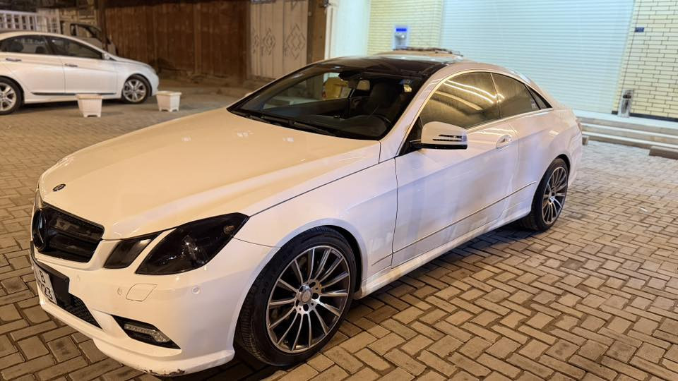 للبيع مارسدس E350 كوبي شبابيه 
موديل 2011 مواصفات فول حلوه وجاهزه سنويه جديده باسمي مكاني حله 145 ومجال قليل
***********
