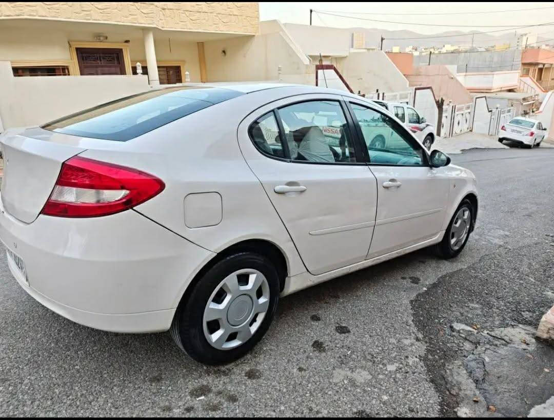 پڕۆتۆن ٢٠٠٩ 
سەیارەکە زۆر مەزبوتو بێ تەقەوڕەقەیە 
٤تایەی تازەی لەژێرایە گێڕو مەکینەو تەقەوڕەقە بەشەرت تازە ڕۆن و هەموو شتێکی گۆڕاوە
سەنەوی و ڕەقەموهەموشتێکی تازەیە 
٣ پارچەی بۆیاخە 
سەیارەکە بەس ماشەڵای ئەوێ 
سعری٥٣ گەڵا
*********** السليمانية, العراق
