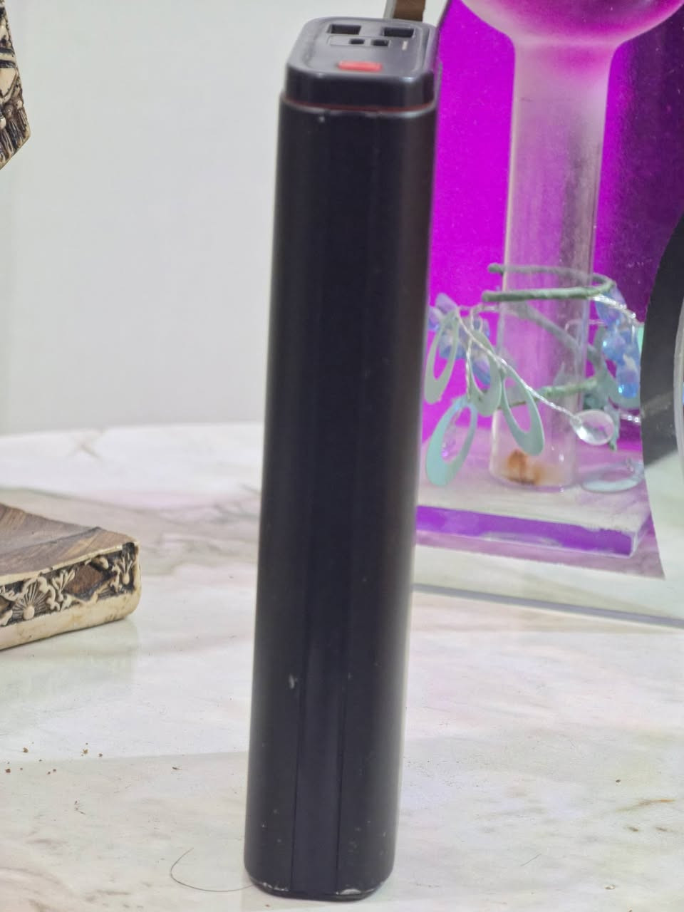 باور بنك اصلي سعه ٢٠.٠٠٠ يشحن الجهاز ٤ مرات  سعر ٢٠.٠٠٠ يتوفر توصيل رقم ***********
