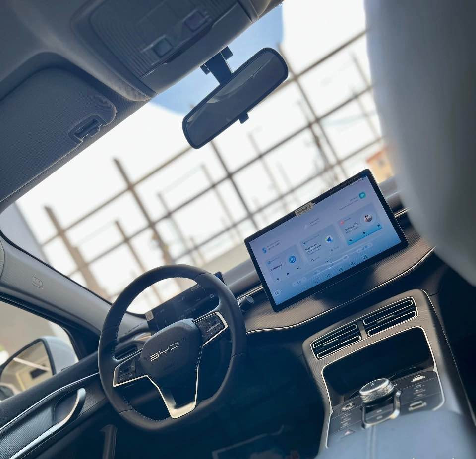 سلام عليكم BYDدستروير ماشية 2000رقم بغداد باسمي مواصفات شاشه كامره حساس مواصفات معروفه كفاله عامه السياره للبيع فقط بدون مراوس ب134للاستفساو ***********احمد بغداد, العراق
