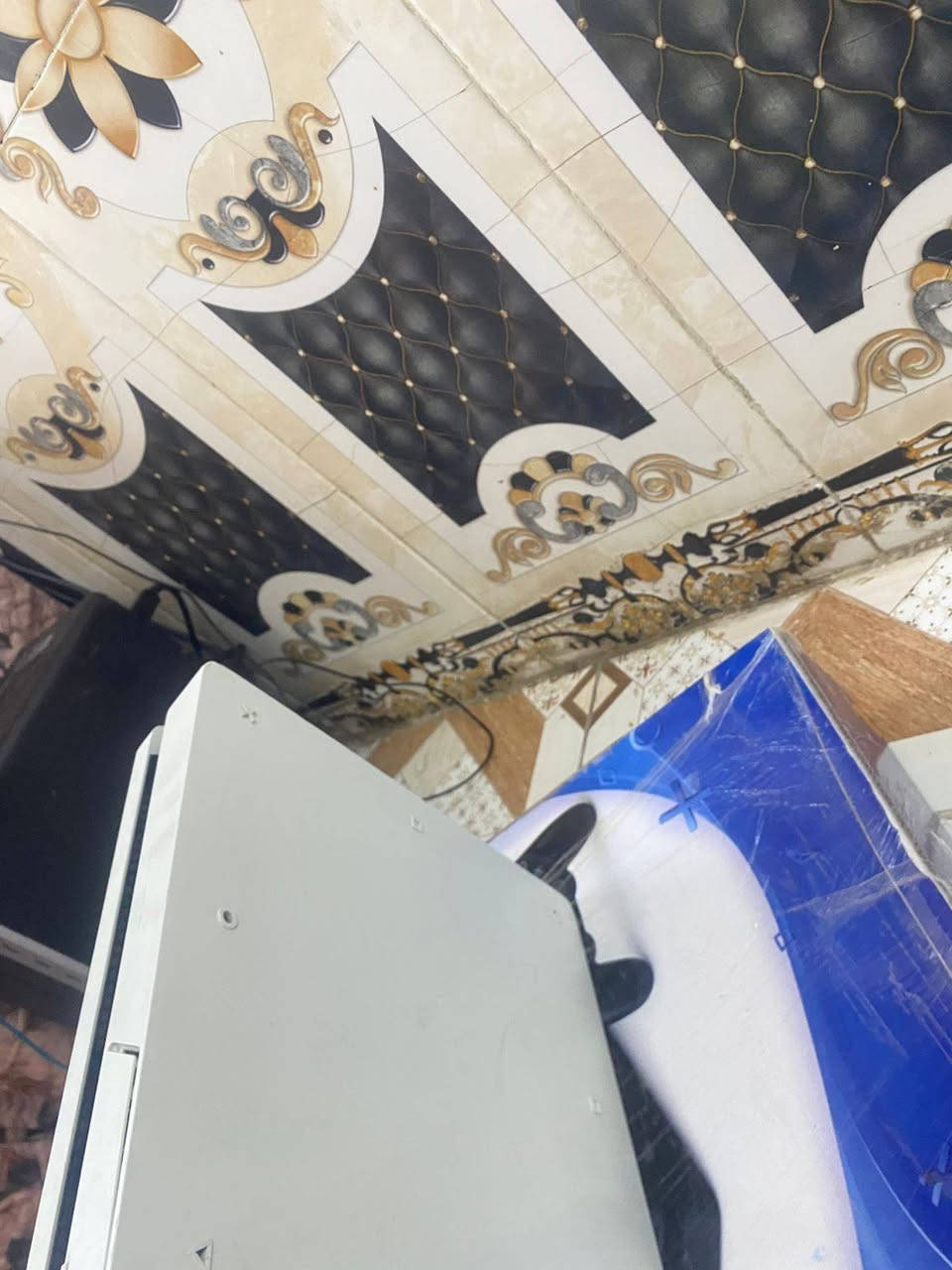 متوفر بلي فور سلم كامل ملحقاته جوستك أصلي وكارتونة والجدي وياير التشغيل لون ابيض نضيف نضام 13.2 بعد شكم يوم ينزل تهكيرة اقبطلك الجهاز العاب على اختيارك سعرة وي العاب ٣١٠ بدون العاب ٢٩٠


**إذا كنت صاحب هذا الإعلان وتريد حذفه لأي سبب، رجاءا أرسل رسالة إلى الدعم الفني**