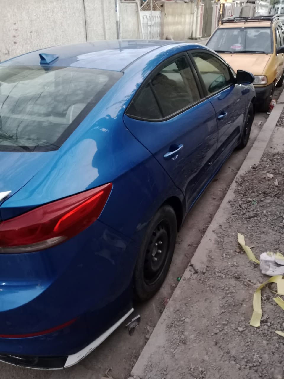 السلام عليكم
النترا وارد امريكي الحادث والسونار بالصور 
رقم بغداد انكليزي ماشيه 117 ميل
السعر 116 وبي مجال 
المكان بغداد الدوره
رقم صاحب السياره ***********
غير متوفر ع النت
