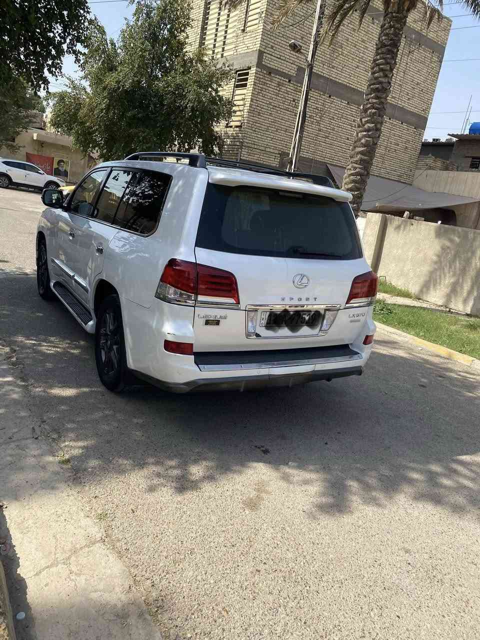 سلام وعليكم الكزاز موديل 2012مكفوله عده دعاميات ماشيه 154 حقيقي سياره جاهزه من كلشي سعر 330 وبيها مجال قليل حك الجيه مكاني بغداد ***********
