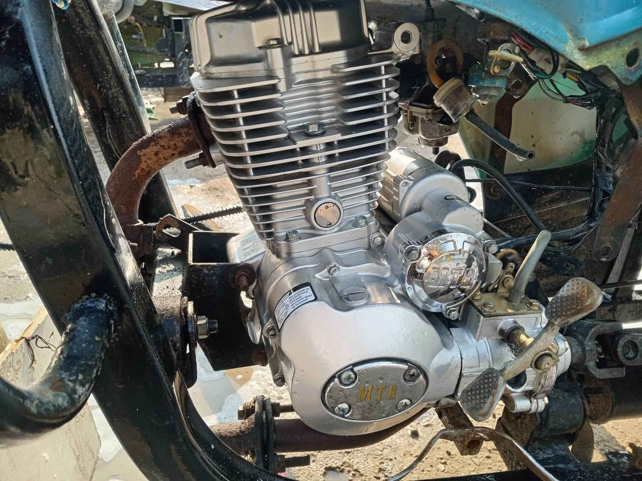 ياالله السلام عليكم ستوته كربلائي موديل 2018طالعه بشهر 12يعني بنهايه الشهر كهربائيات شغاله شاصي مكفول من اللحيم والخياس اوراق أصولي مكينه ام تي ار بعدهي جيس تشلع شلع كهربائيات شغاله العنوان البصره ابو الخصيب باب طويل رقمي *********** السعر 1650وبيهه مجال يرحم والديكم الموشراي لايتعبني
