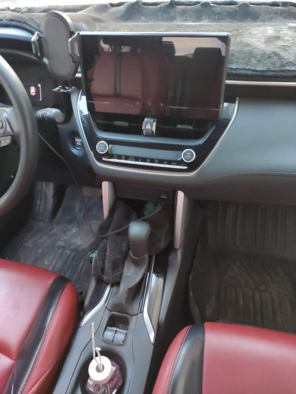 سلام عليكم فروت لاندر ٢٤مكفوله 
موصفات 
راذار 
فتحه
اوت هولد 
هندبريك بصمه
جلد احمر 
بصمه ذكيه
محرك ٢٠٠٠
٣وضعيات قياده
ماشيه ٢٦كيلو
تحكم ستيرن 
بغداد بسمي 
مكان سياره 
العطيفيه
السعر ٢٦مليون
***********
