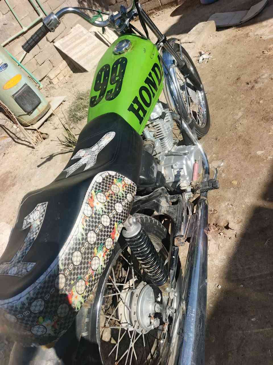 دراجه نام كلك  البيع  المكان ناصريه مركز رقم مبايل  ***********
