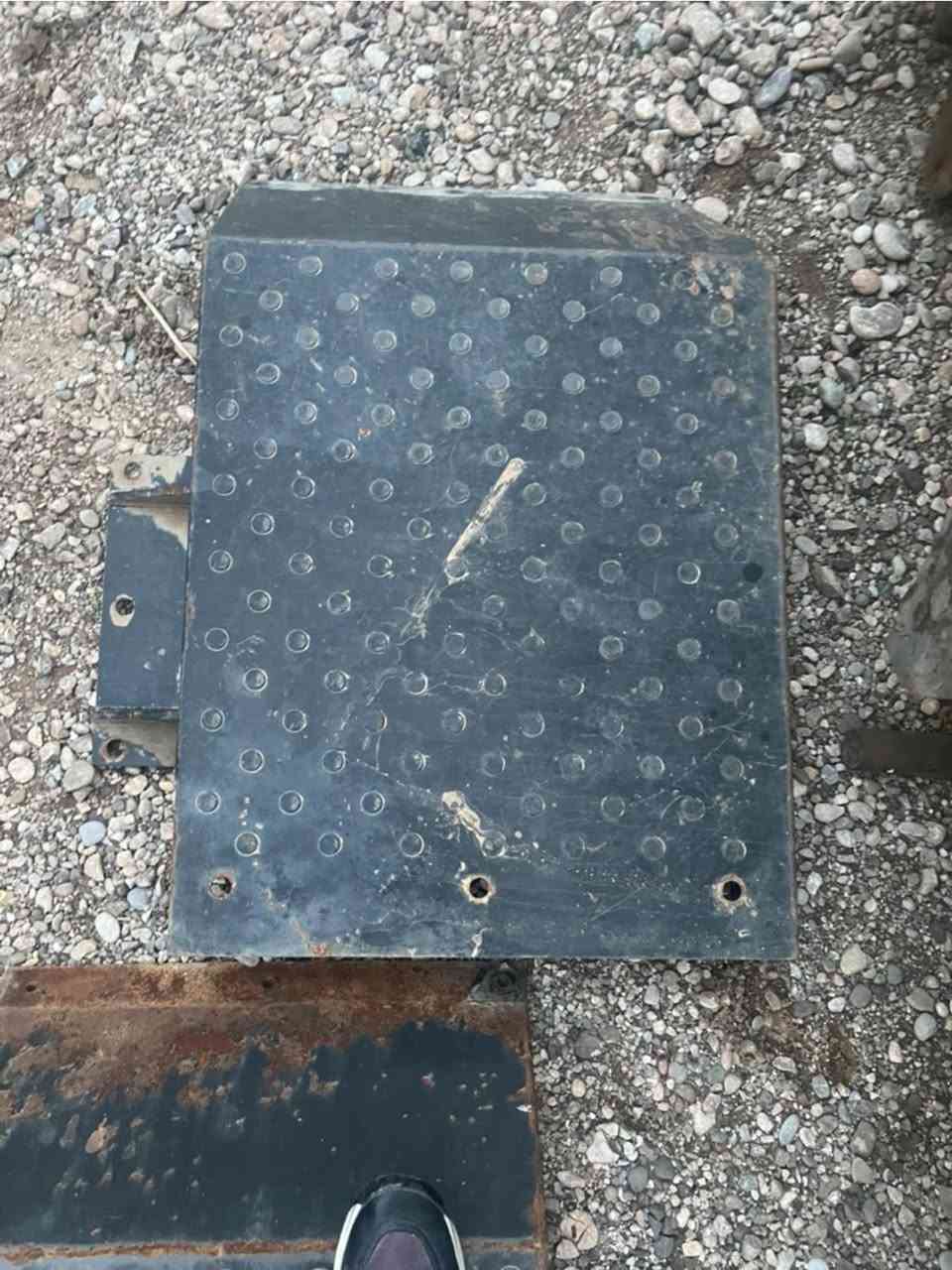 چاملغ حجم ١٧٠ طغم كامل بيلادي نظافه ٩٠ 
سعره ٦$ ست وه رق
***********
