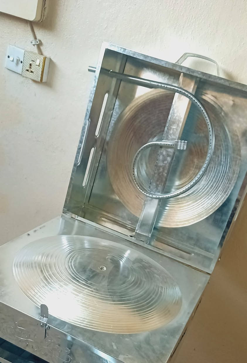 فرن غازي طابقين مع تنور لببع استعمال مره وحده ب70 وبي مجال


**إذا كنت صاحب هذا الإعلان وتريد حذفه لأي سبب، رجاءا أرسل رسالة إلى الدعم الفني**