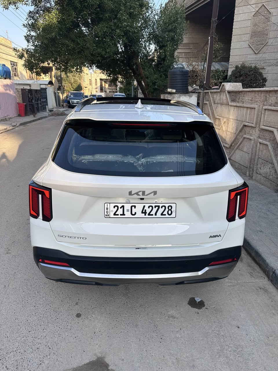 السلام عليكم سورنتو 2024 أم الضمان
6 سلندر خليجي الرقم رقم سليمانية الجديد الإنكليزي سيارة مكفولة كفالة عامة من صبغ وبارد ومن كولشي على وضعية شركة وماشية 48 استخدام نظيف جداً مواصفات سيارة / بصمة تشغيل عن بعد شاحن واير ليس كشنات كهرباء و7 راكب تبريد 3 قطع وجنطة كهرباء وبردات وبلورما فتحة سقف وبريك بصمة حساس خلفي امامي وبعد بيها مواصفات اكثر 

المكان : السيدية 
السعر : 316$

وهذا رقمي / ***********
