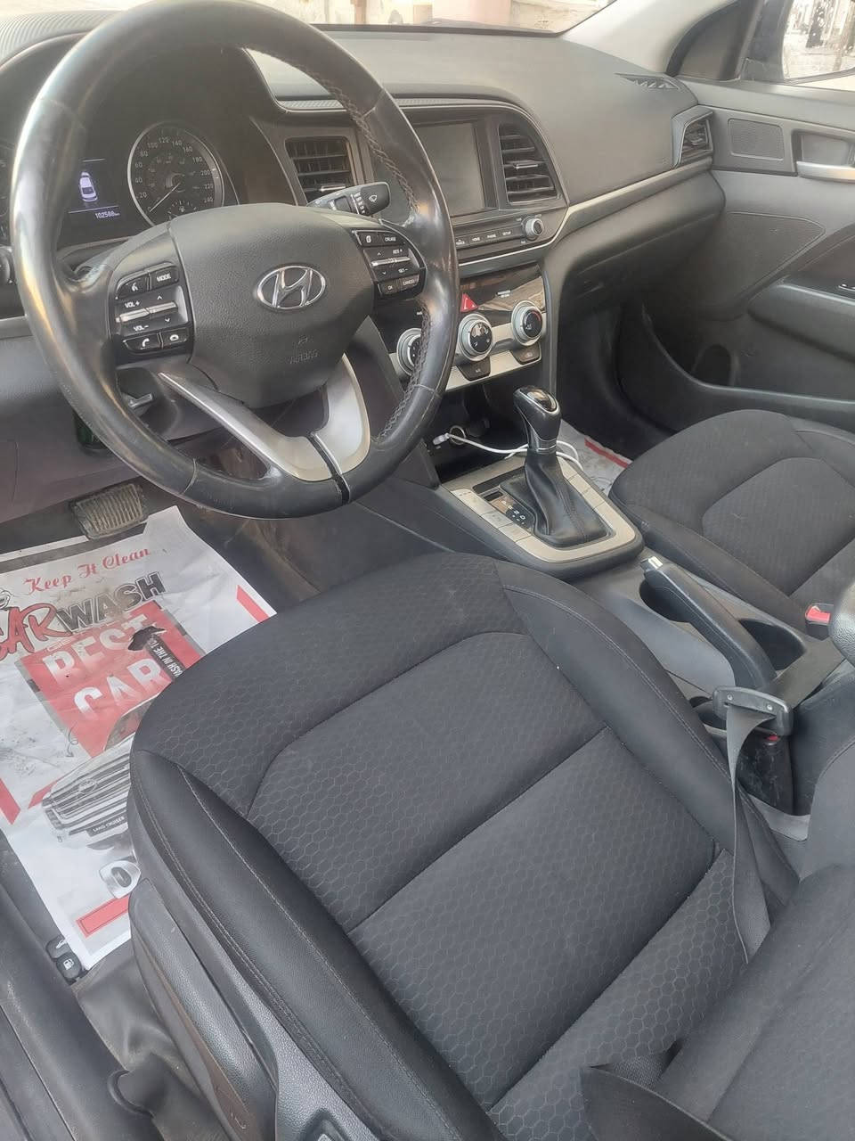 السلام عليكم
هونداي النترا ٢٠٢٠ حره تحويل
مكينه ٢٠٠٠ دوش كيرها atm المرغوب
الضرر جاملغ والباب رش كلير فقط بدون ضرر داخلي السياره وارد كندي ماشيه ١٠٠ الف كيلو وليس ميل
مواصفات السيارة
رادار جانبي تدفئه تبريد كشنات تدفئه ستيرن كامره دواره
فول تحكمات وغيرها مواصفات وكل نقص مابيها
مكان السياره ناصريه مركز السعر
١٢٨ وبيها مجال بسيط
***********
