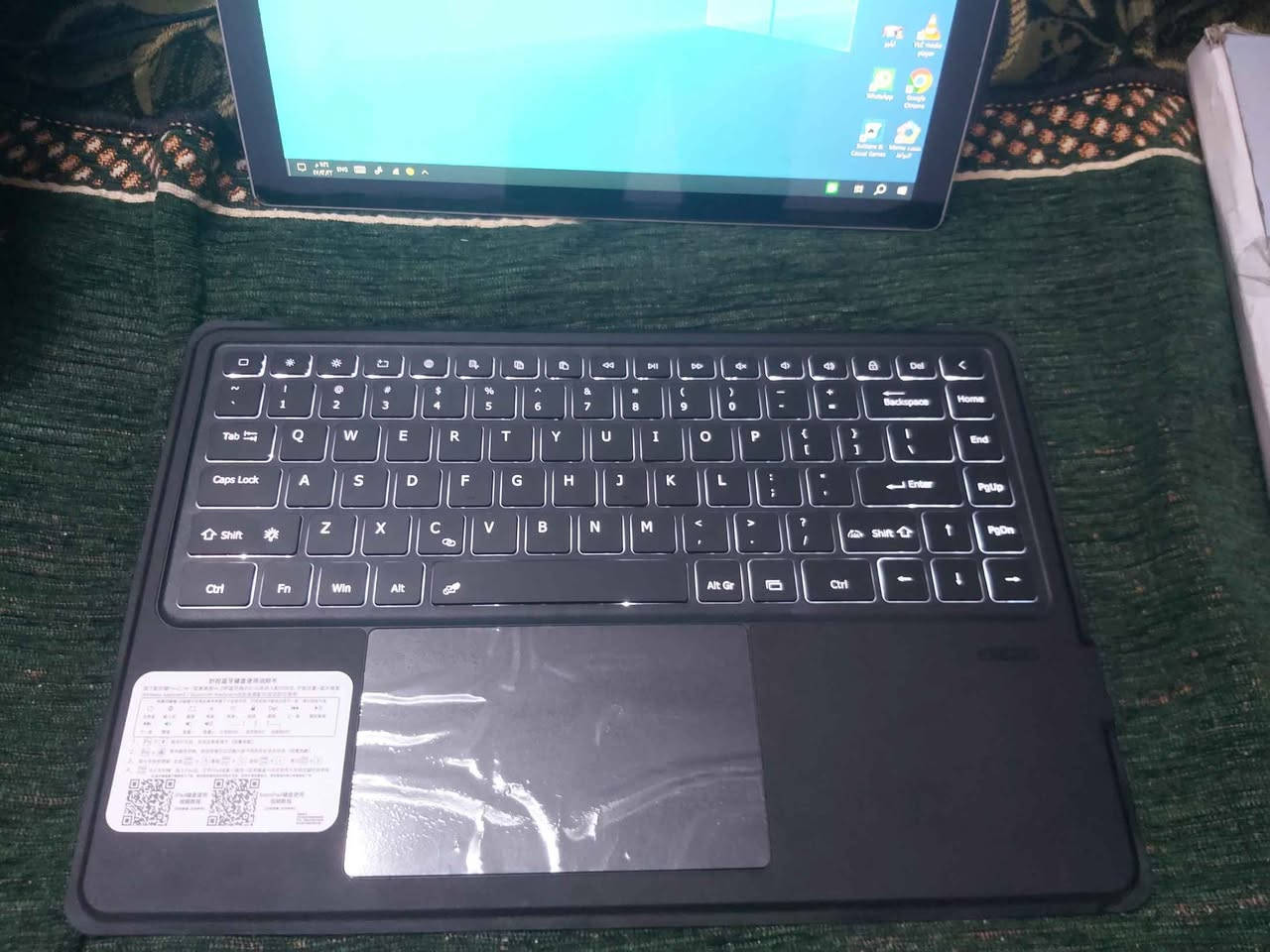 سيرفس برو 4 
معالج i5 جيل سادس 
رام 8 
هارد 256ssd
بطارية اكثر من ساعتين 
الملحقات شاحنة وكيبورد بلوتوث منفصل
مكاني موصل حي الكرامة لا يوجد توصيل موصل, نينوى


**إذا كنت صاحب هذا الإعلان وتريد حذفه لأي سبب، رجاءا أرسل رسالة إلى الدعم الفني**