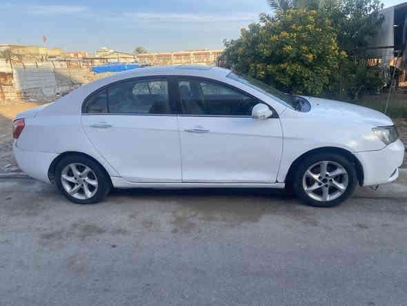 السلام عليكم
من رخصة الادمن عندي سيارة جيلي امكرند 7 موديل ٢٠١٣ بيها ضربة بالصندوك رقم بغداد انكليزي الجديد بأسمي تحويل ثاني يوم كير ومحرك بلاديات نواقص السيارة 
١- صدر خلفي وامامي
٢- كونترول الكير مرات يفصل الا اطفي وارجع اشغل يرجع ينمر طبيعي
٣- تصليح ضربتها مو هالكد
السعر المطلوب من الاخير ٤٠ ورقة للاتصال *********** اتركم ويه الصور واسف عالاطالة
