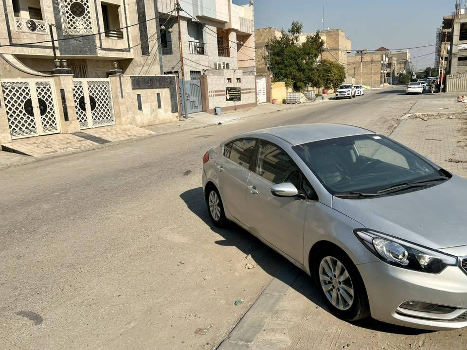 اللهم صلى على محمد وآل محمد 
للبيع كي 3 او سيراتو موديل2014 فول عده الفتحه
ادوات ادوات حديده مامتومه علماً السياره دخول جديد ستوه كامله
كصتين قماره وجنطه 
مواصفاته
بصمه
كشنات جلد 
1لون رصاصي
2تحكمات +بلاتون+اواكس
3اشاير بل مري
4ويل 15بلادي
5مكينه 1600
6تبريد ثلج
7حداديه زيرو بل باكيت
8باتري جديد
9ريموت تقفيل وتفتيح
10مري ترحيب
السياره جاهزه على اخر حبايه سبيره مانازل
الميعجبه السعر يدعيلنه برزق واللهم يرزق الجميع
المكان النجف الاشرف
السعر 51
الاتصال على الرقم ***********
