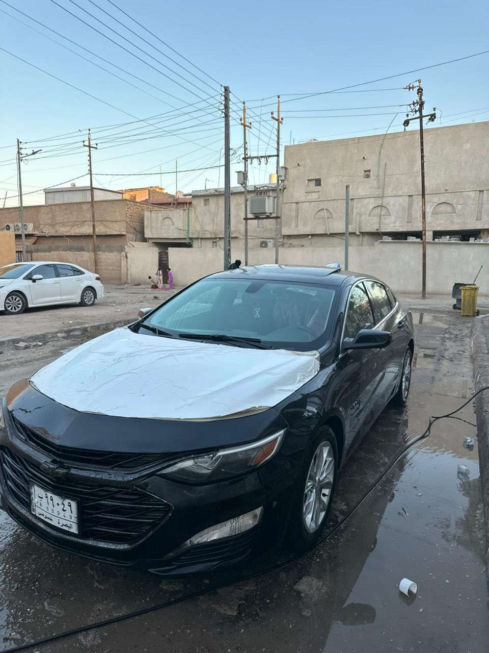 سلام عليكم 
ماليبو 2022 LT2 فول بانوراما رقم بصرة معوقين باسم بنية
السيارة حادث امريكا فقط الباب مال العبري وهنا بالعراق صار بيها حادث فقط الدعامية والبنيد مبدل يحتاجله صبغ والسونار مالتها موجود بالمنشور
السيارة ماشية 76 الف كيلو مو ميل فقط
السيارة عليها ادامة كاملة بلكات نوزلات عبوة فيتبم السيارة ناعمة وحلوه وجديدة 
مواصفاتها معروفة داخل نظيف وغرفة نظيفة 
حدادية جديدة
السعر 123 وبيها مجال بسيط للشراي او مراوس حسب القناعة مكان السيارة بصرة 
***********
