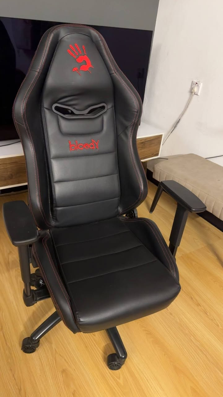 كرسي كيمنك bloody اصلي
استخدام بسيط اخو الجديد 
السعر 200 الف العنوان بغداد البلديات


**إذا كنت صاحب هذا الإعلان وتريد حذفه لأي سبب، رجاءا أرسل رسالة إلى الدعم الفني**