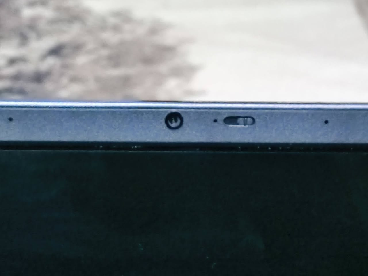 سلام عليكم حاسبه تيكلاست للبيع ذاكره 16 مثل ما وضح بل صوره تفاصيل +شاشه حجم كبير كامره اماميه كيبورت انكليزي +ومعربه كامل +نضام اندر ويد كل ططبيقات تنزل وصير مال دراسه السعر خاص مكاني بغداد قرب مجمع بسمايه السكني  رقم الهاتف *********** واتساب
