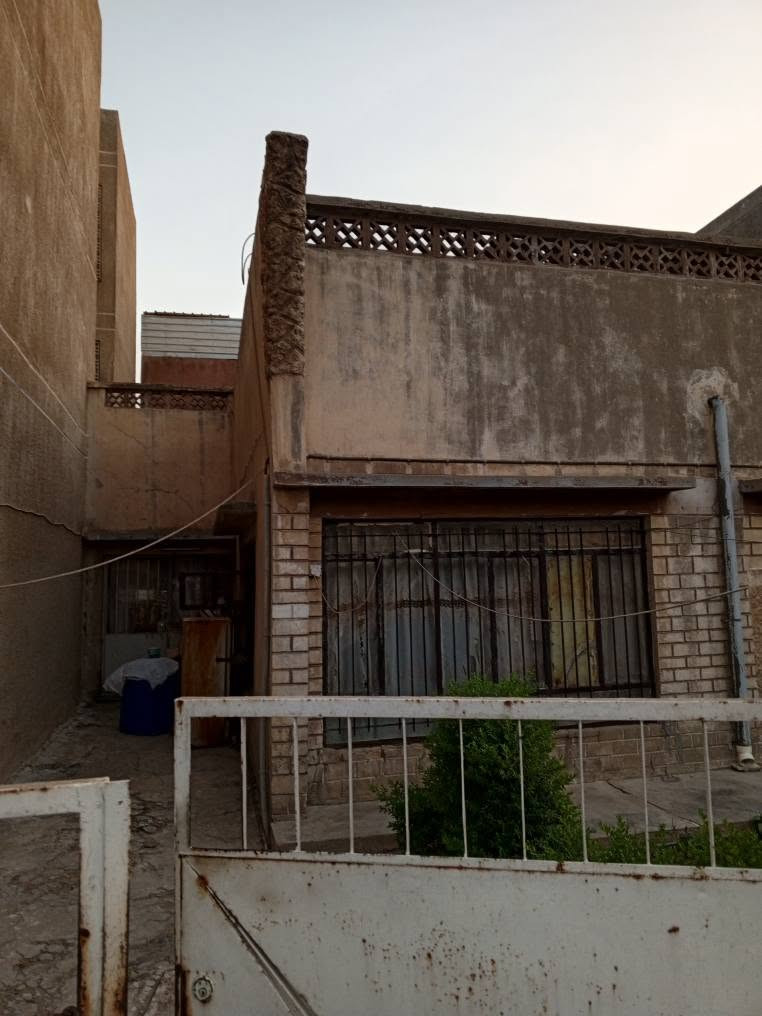 بيت في بغداد المستنصرية  محلة 504 ز3مساحة 140واجهة 7نزال 20خلف مطعم بروكلي علي شفي بيت قديم عكادة للاستفسار الاتصال على الرقم *********** بغداد, العراق
