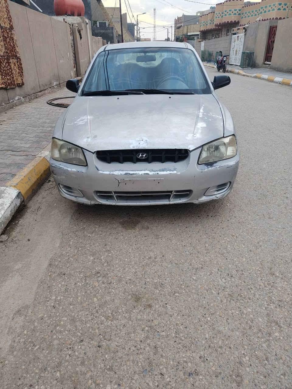 اكسنت موديل 2001مال مزاد الي يشتري صاحب ارقام يستلم سياره جاهزه حداديه تخم تاير صدر كله جديد تبريد تدفئه كل شغال ‏‪077-173-90461‬‏مكاني واسط شيخ سعد السعر43
