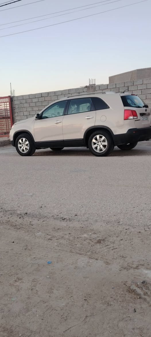 السلام عليكم سورنتو ٢٠١٢ أمريكي٤ سلندر ٧راكب رقم بغداد بأسمي جاهزه ع اخر حبايه تبريد حداديه تخم تاير دوشمه السونار مرفق مع الصور السعر ١٢٠ وبيه مجال مكاني بابل حي الجزائر ***********٧
***********
