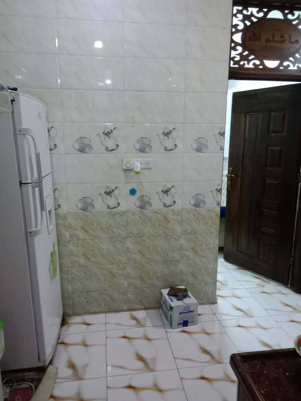دار للبيع طابو زراعي سند 25 الموقع حي الصحه فرع المستشار المساحه 100متر الواجهه 5متر والنزال 20متر طابقين هول صاله مطبخ غرف نوم عدد 2 وصحيات عدد 2 بناء 2017 للاستفسار مكتب النبل للعقار والبناء والهندسه *********** واتساب *********** واتساب
