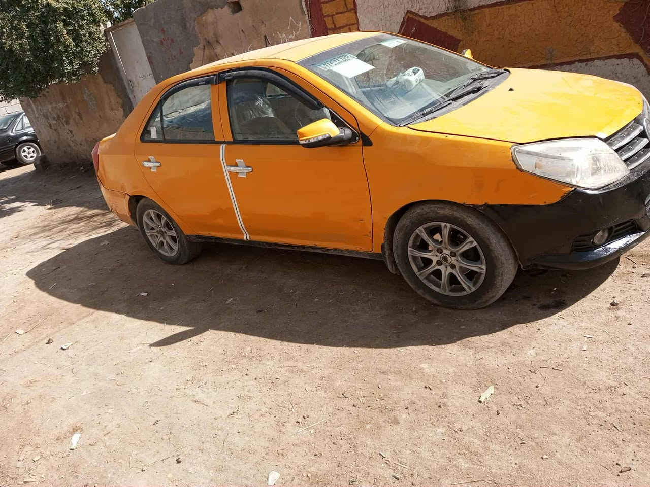 سلام عليكم جيلي ام كي جاهزه وحلوه كير مكينه حداديه كهربايات كله شغال مصفره خط وبحث مكينه ياباني موديل13سعر 25وبيه مجال ***********
