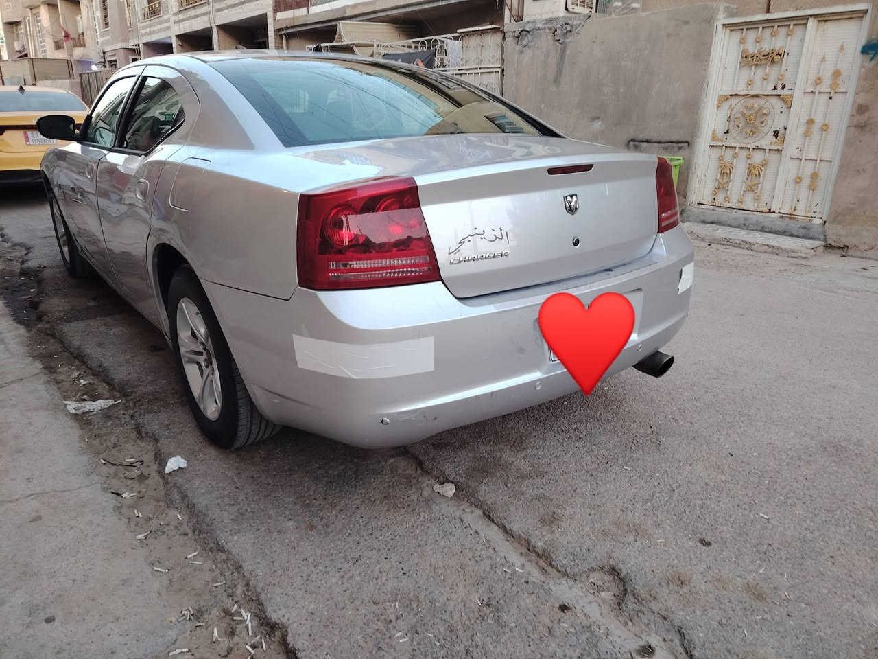 السلام عليكم حبايب جارجر موديل 2008 مكفوله كفاله عامه بيه بارد بل باب مال الصدر وجاملغ كلش بسيط كير مكينه تبريد تخم تاير  كله جديج ومكفول بيه نقص بس دبلات اماميه شرط ترايك وين متريد كارتون مكينه 3500 اصل  السياره رقم بغداد دولي هزه وسنويه  قبل سبوع مسويهن السعر 120 وبيه مجال بسيط مكان السياره بغداد ه‍***********
