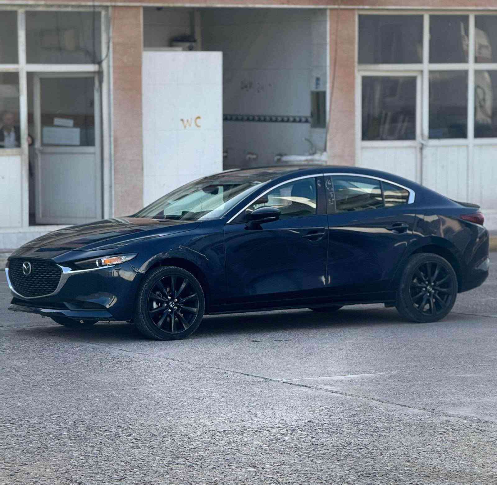 MAZDA 3
مودیل 2024
سیارە بدون صبخ  شبر مکانین بی تعدیل 
ارباک بس بردە طاک 
محرک ٢.٥
سیارە بدون رقم تترقم دهوک سلیمانی اربیل 
سعر118ورەقە مجال 
رقم موبایل***********واتس ئاب موجود اكر, نينوى
