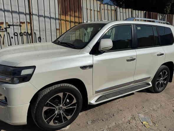 سياره لاندكروز جكسارة للبيع موديل 2021
سياره لاندكروز جكسارة للبيع موديل 2021 شركات محرك ستة سلندر كراسي الأمامية كهرباء سلايد مري شفط وباقي المواصفات المعروفة ماشية 150000 وقابل للزيادة وكير ومحرك و كهربائيات مكفولة وصدر جديد وتايرات جدد والسيارة بيهه فقط bdr  وموقع السيارة بغداد شارع فلسطين.
والسيارة رقم اربيل الجديد وتحويل مباشر.
السعر 51000  $  يعني خمس دفاتر وعشرة
وللاستفسار الاتصال على الرقم *********** يوجد واتساب بغداد
