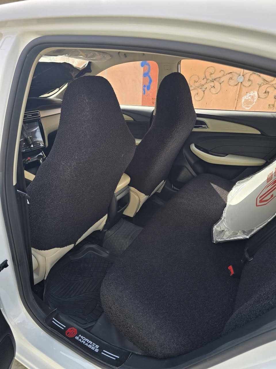 السلام عليكم
للبيع  MG 5 ابيض اللون ، موديل 2024 خليجي 
نص مو فول بعدها بضمان الشركه 
بصمه عدد ثنين 
بيها رصعات ثنين بل باب بسيطات كلش مايبينن 

ماشية 25 الف كيلو 

سنوية جديدة ، هزة جديدة 
رقم اربيل 
التحويل ثاني يوم 

السعر103ورقة و بيها مجال 
مكاني كركوك


**إذا كنت صاحب هذا الإعلان وتريد حذفه لأي سبب، رجاءا أرسل رسالة إلى الدعم الفني**