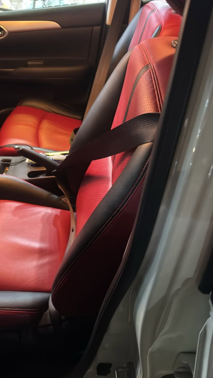 نيسان سنترا 2025 مكفوله من الدعاميه للدعاميه ماشيه 15 الف رقم دهوك كشن احمر السعر 130 وبيها مجال للطيبين 
للستفسار اكثر الاتصال ع الرقم ***********
مكان السيارة بكركوك
