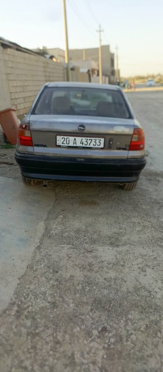 أوبل أستر  1992 محرك كير شرط تحويل شرط السنويه لحد 2029 السعر 37 بها مجال رقم الهاتف ***********
