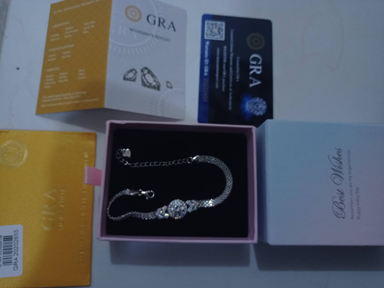 سلام عليكم اسوار وخاتم موسنايت لمعتهن كلش حلوة بس كامرتي موشي وياهن كارتات وشهادة ضمان


**إذا كنت صاحب هذا الإعلان وتريد حذفه لأي سبب، رجاءا أرسل رسالة إلى الدعم الفني**
