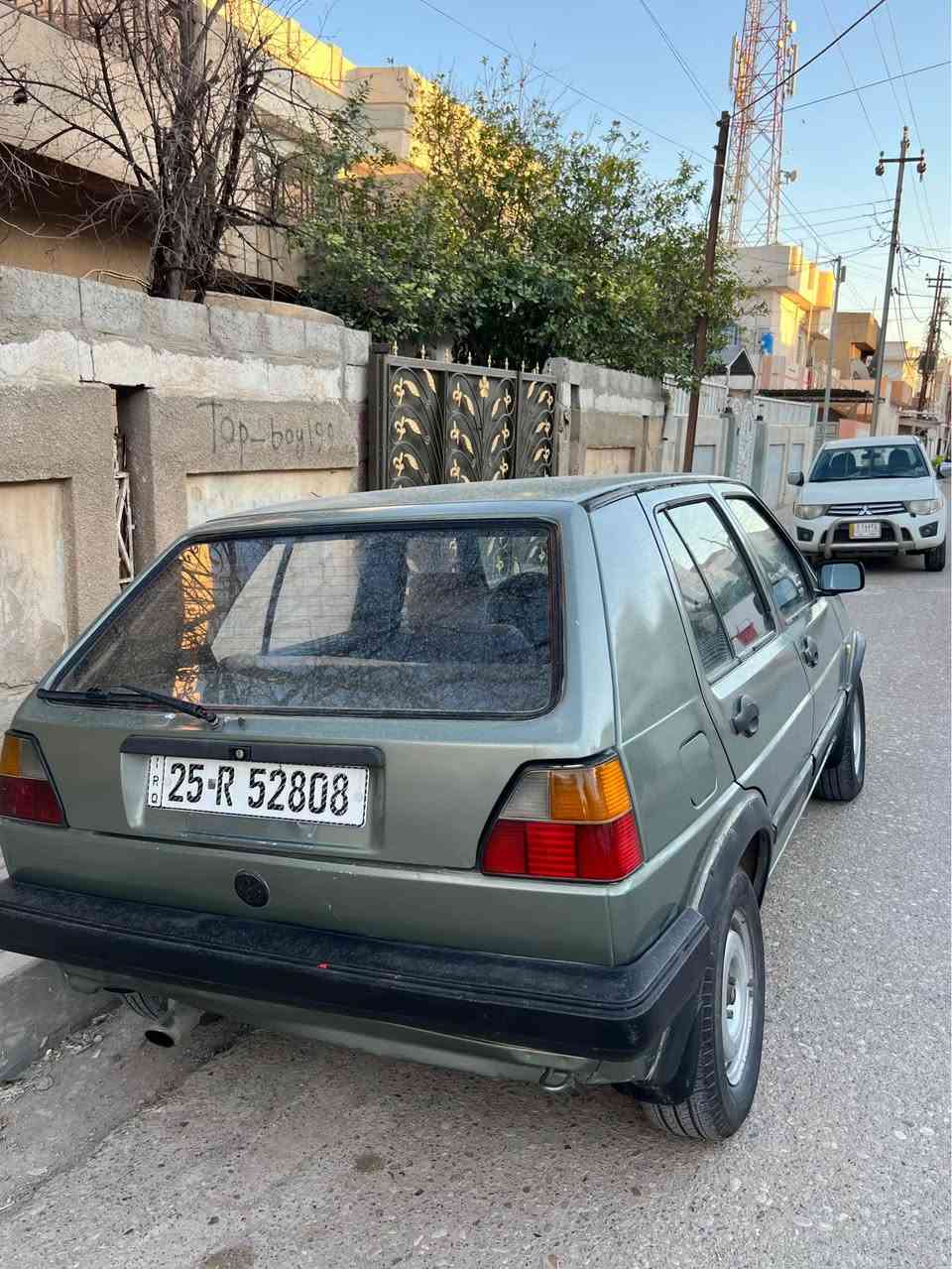 للبيع... كولف عظم موديل 88 رقم كركوك مشروع وطني باسمي شرط التحويل محرك 18 كير عادي بدون ضربه صدر امامي خلفي جديد تخم  تایر جدید كوربون بانزين موجود صبغ جمالية فقط بدون ضربه بدون خیاس داخل نظيف للبيع  السعر 33ورقه وبيها مجال بسيط شراي خابر /
*********** كركوك, العراق
