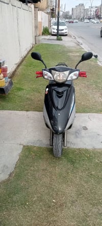 دراجة ابريز ببغاءجديدة مال رنبة ماشية اسبوع دراجة كاملة مابيهة اي نقص ...