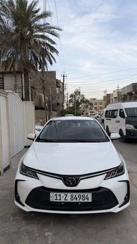 كورلاا موديل 2025 بارد جاملغ خلفي  وباب ايمن  ماشية 20الف  سعر 145 ورق...